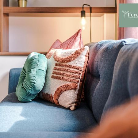 Stunning Five Bedroom Manchester House With Free Parking By Purestay Short Lets & Serviced Accommodation المظهر الخارجي الصورة