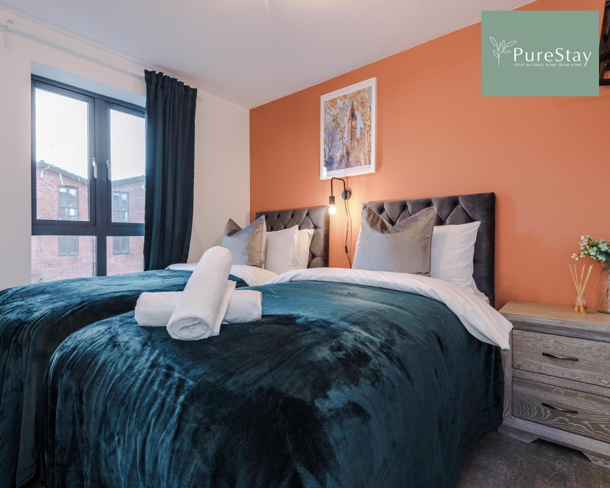 Stunning Five Bedroom Manchester House With Free Parking By Purestay Short Lets & Serviced Accommodation المظهر الخارجي الصورة